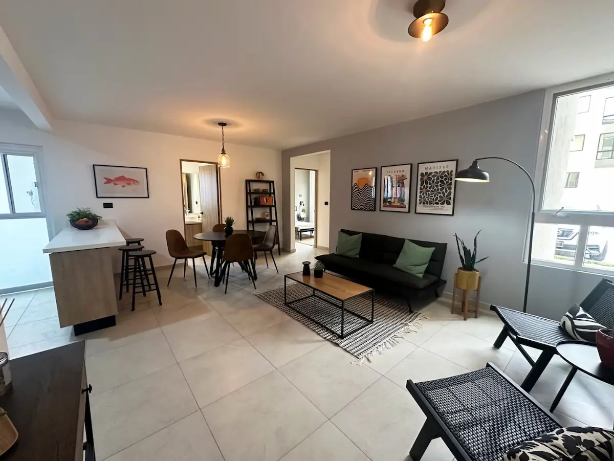 Captura de pantalla 2025-12-04 215320