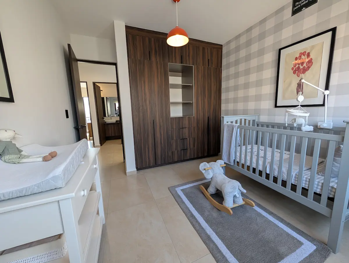 PXL_20251126_190010033