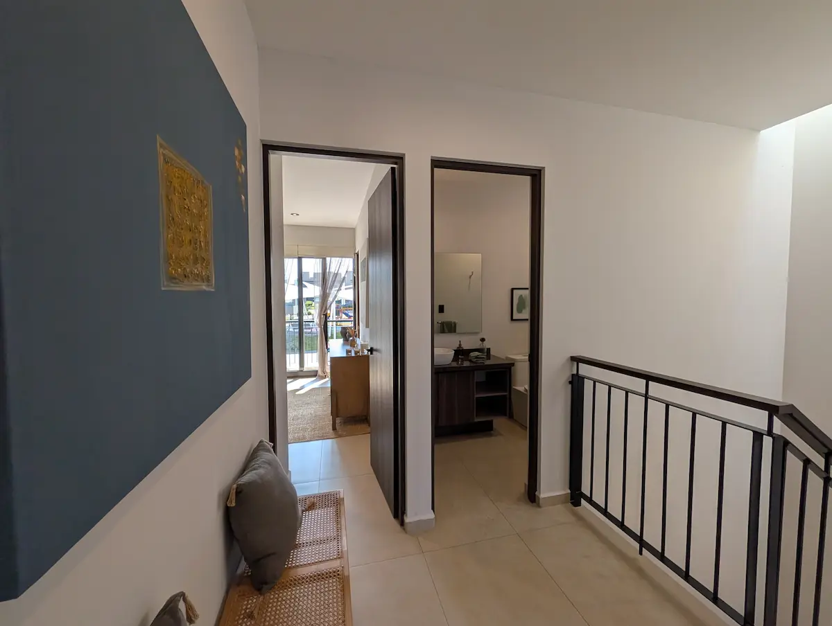 PXL_20251126_190254634 (1)