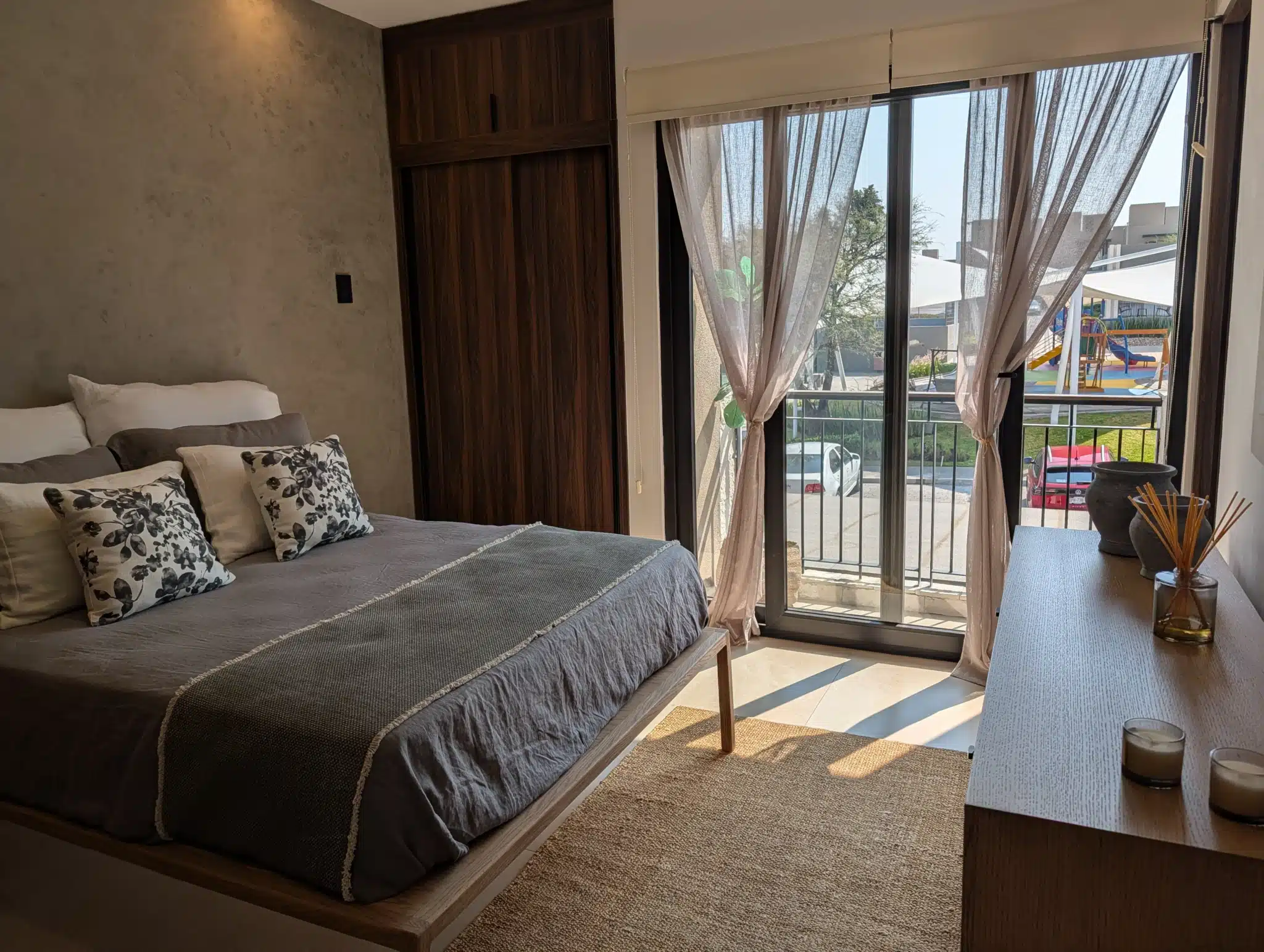 PXL_20251126_190334482 (1)