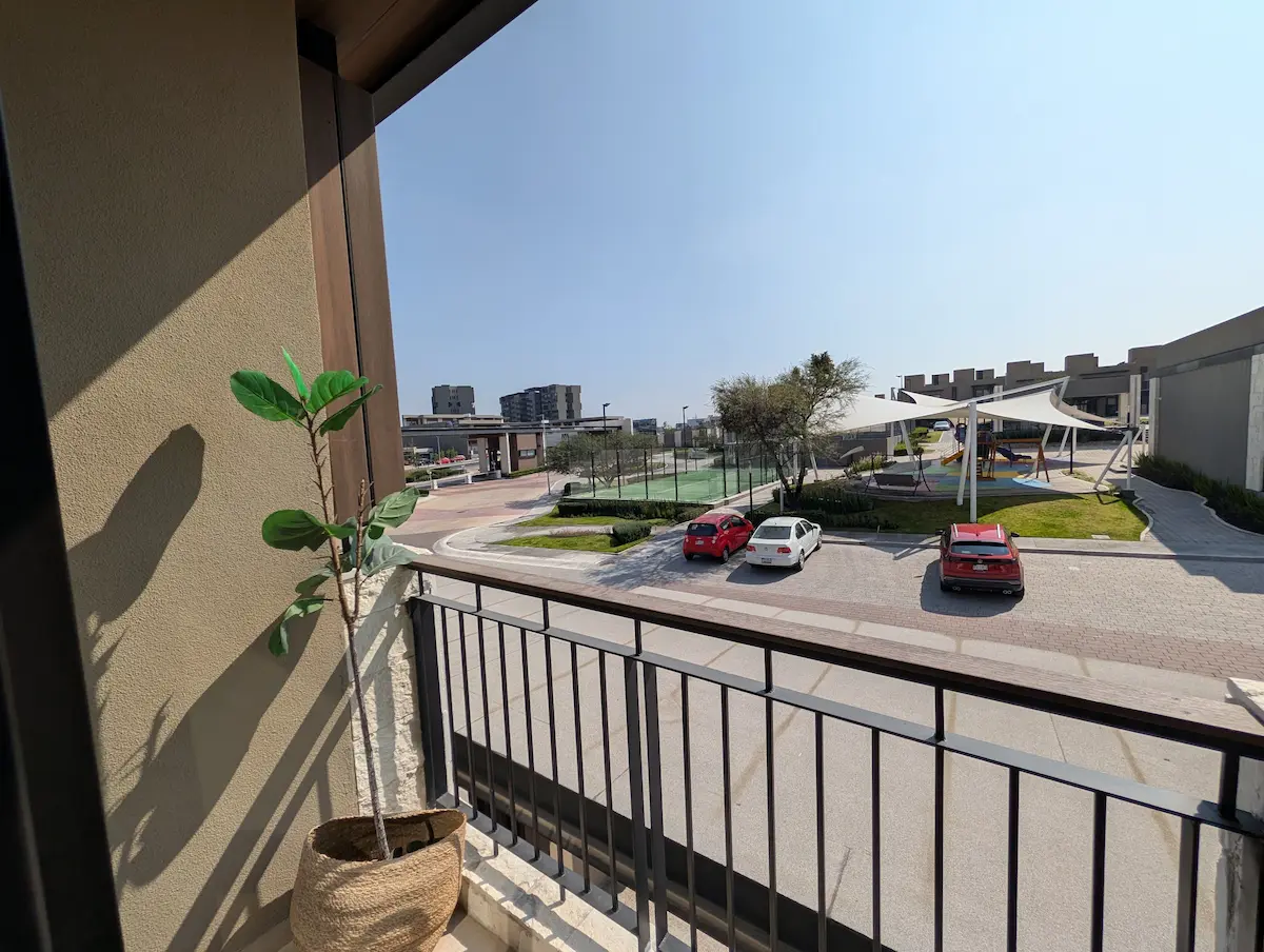 PXL_20251126_190613168 (1)