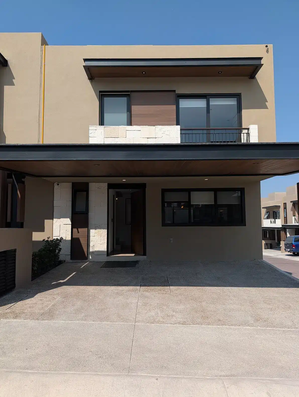 PXL_20251126_191210283~3