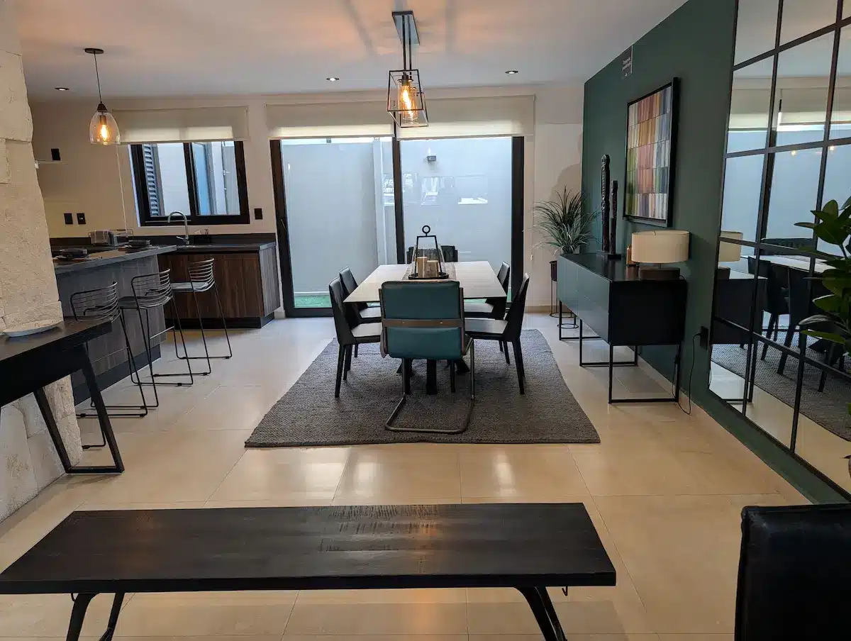 PXL_20251126_191410351