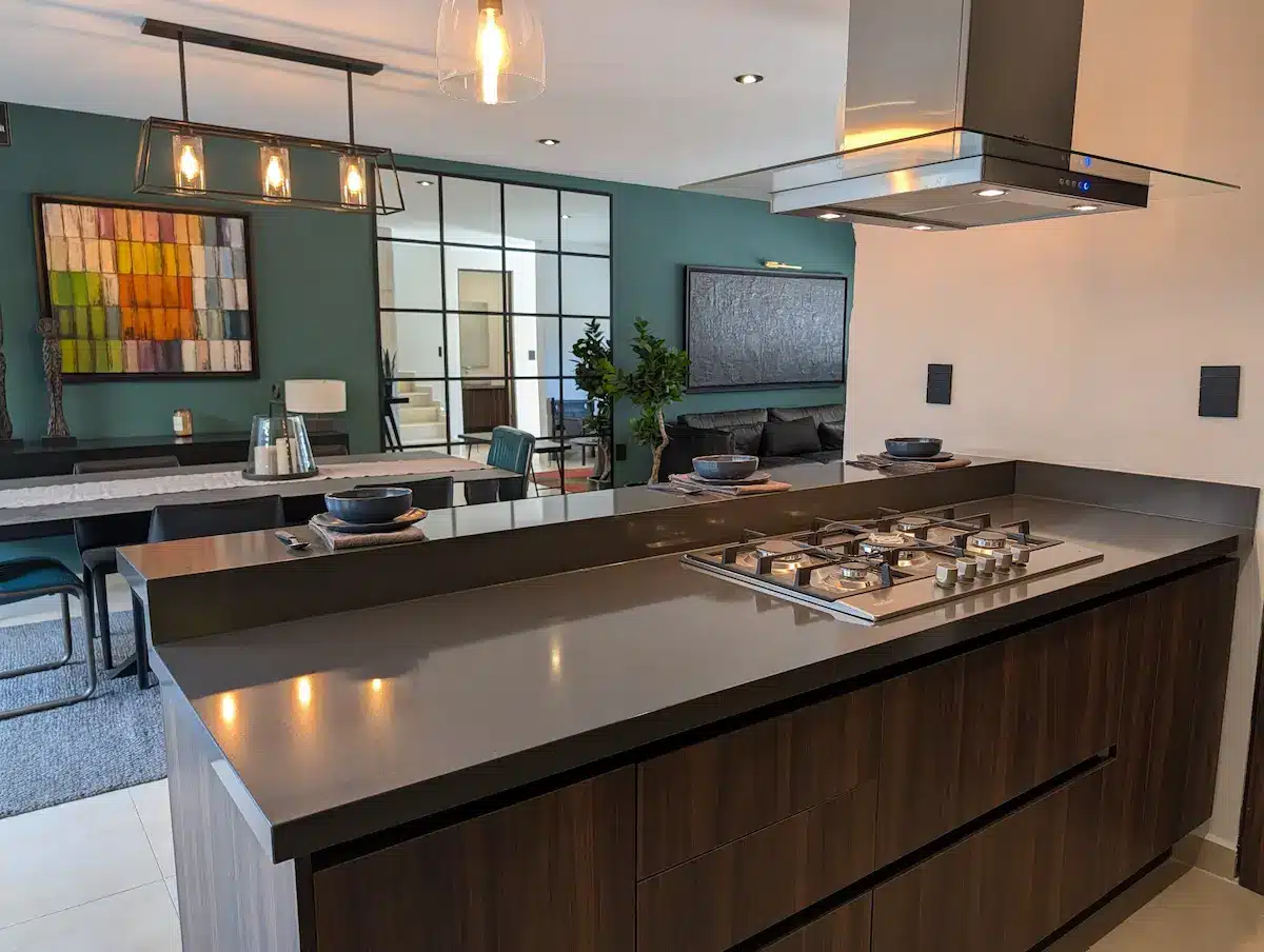 PXL_20251126_191606360