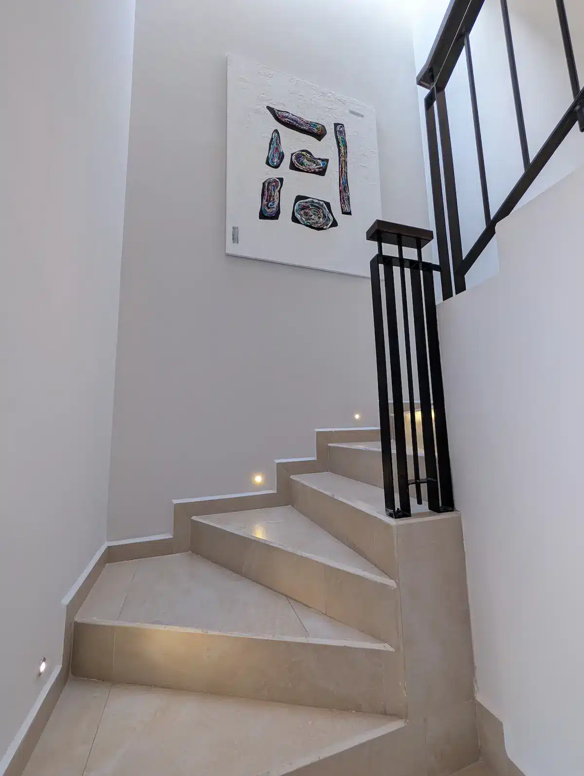 PXL_20251126_191911802