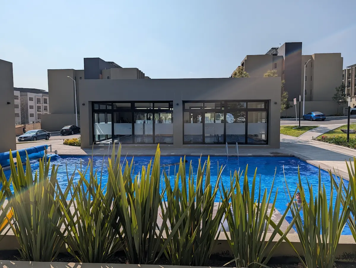 PXL_20251126_201144622~3