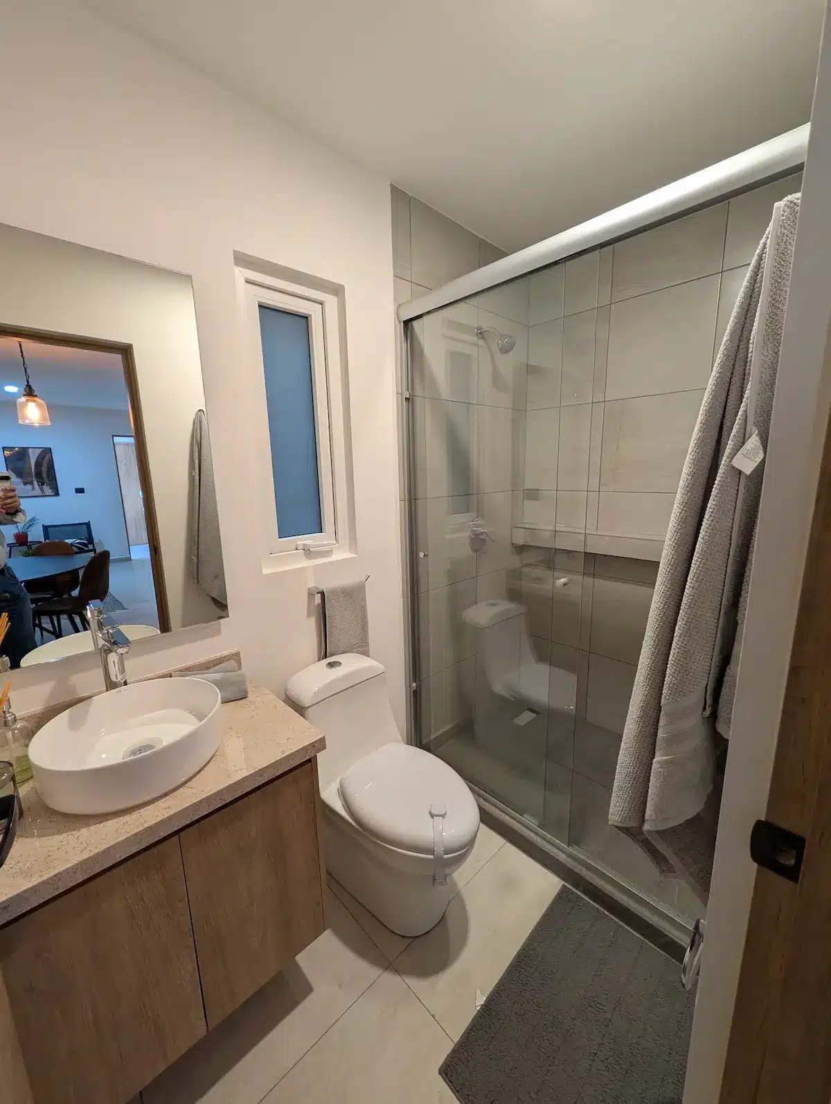 PXL_20251126_201739316