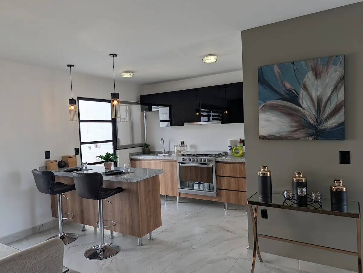 PXL_20251210_184247390