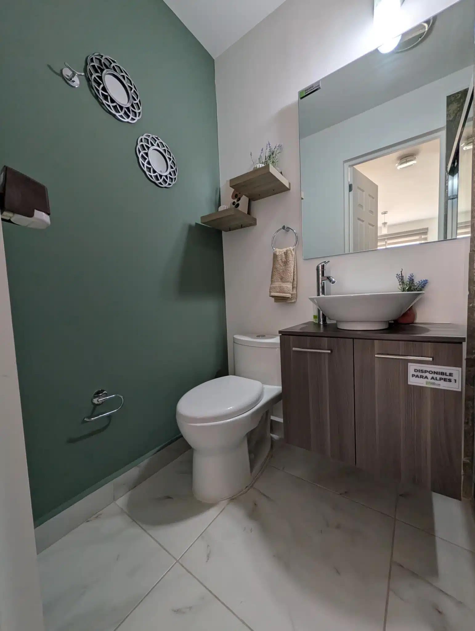 PXL_20251215_193016582