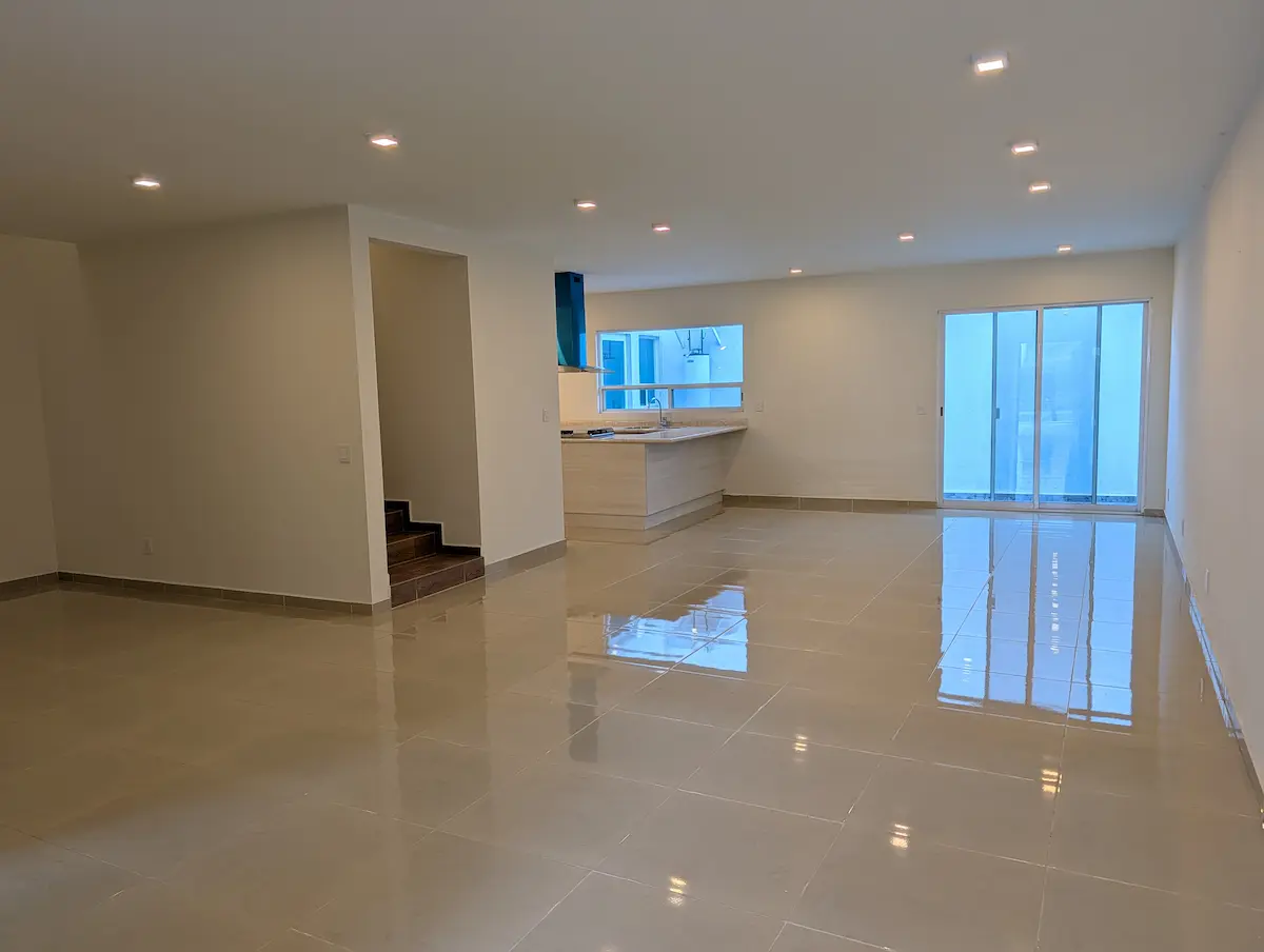 PXL_20251219_233745654