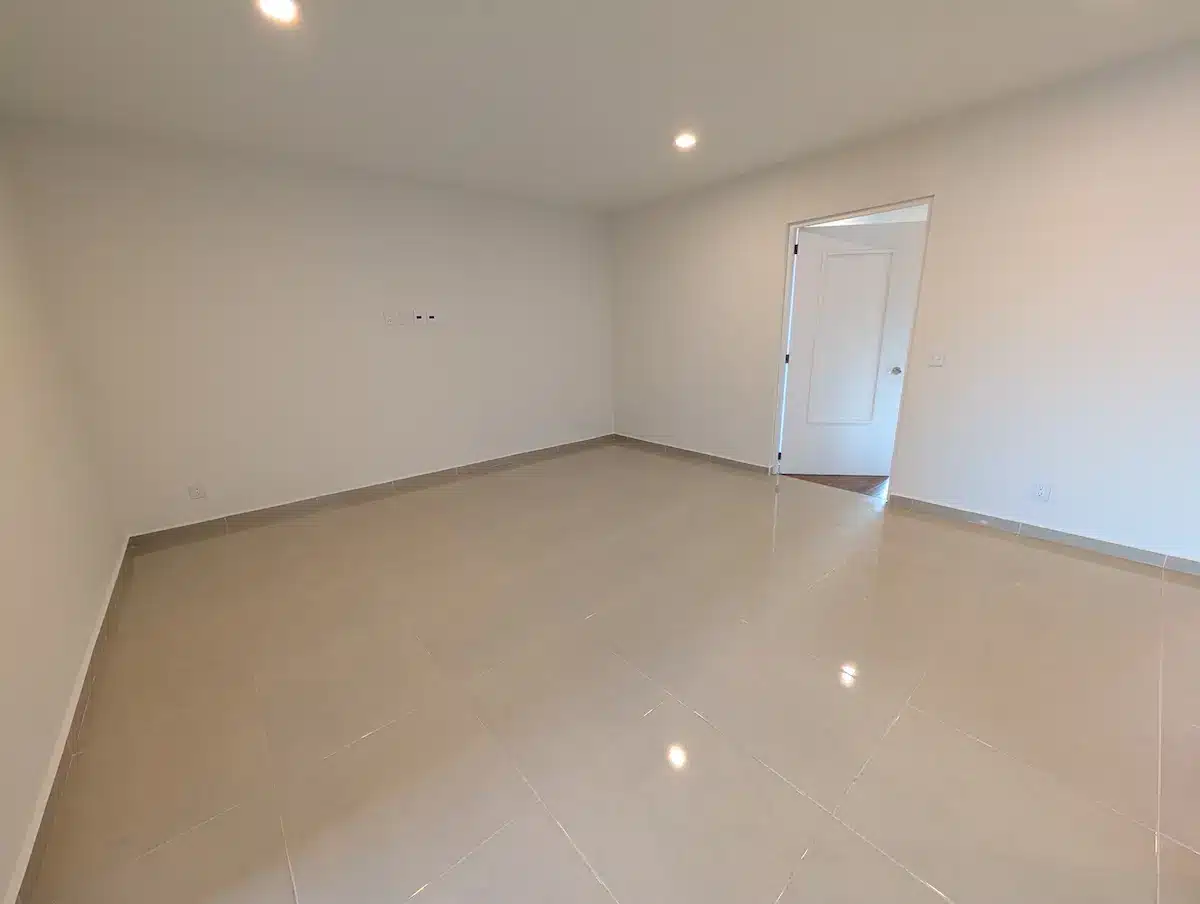 PXL_20251219_234000780