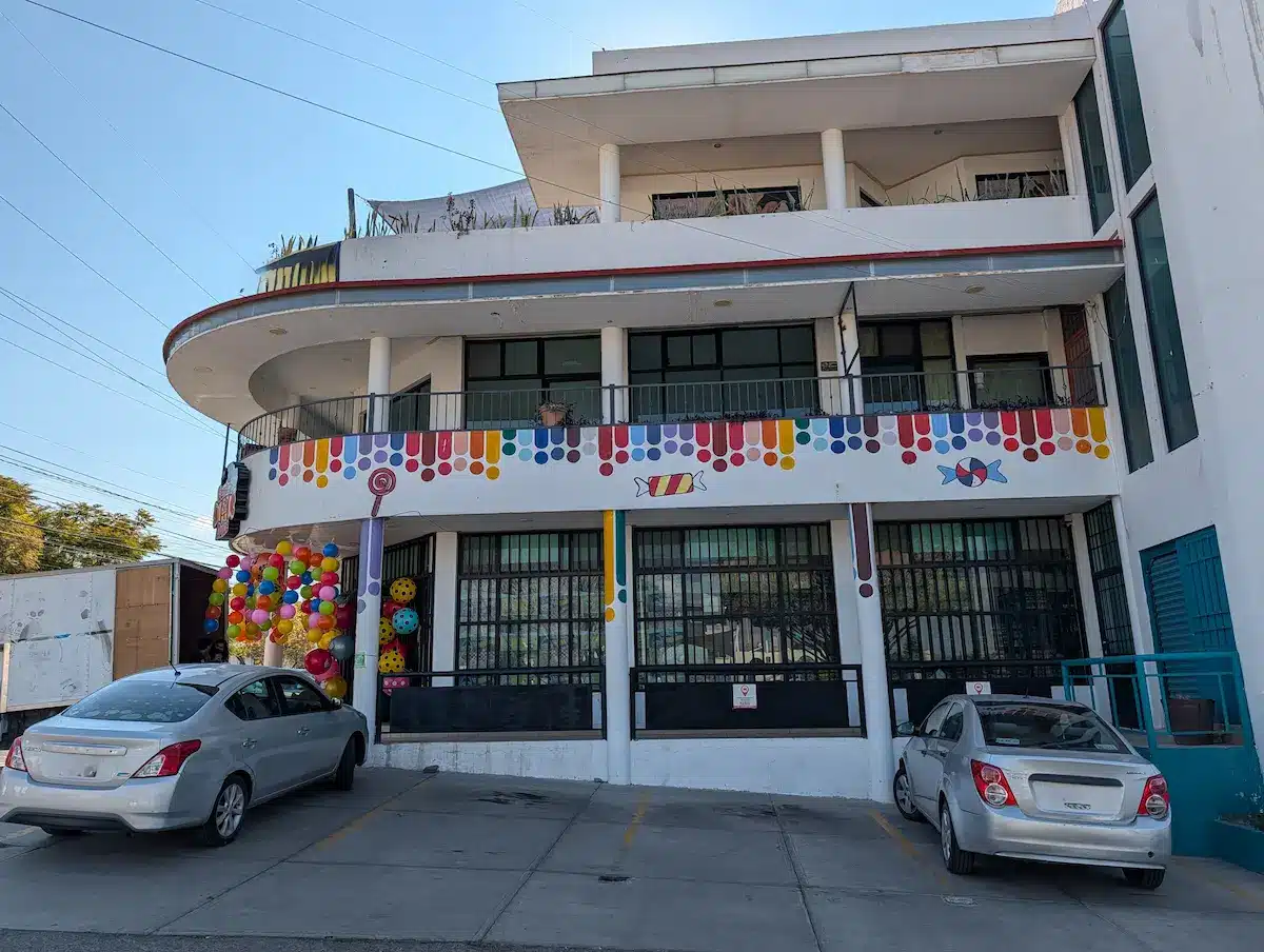 PXL_20251227_210511755